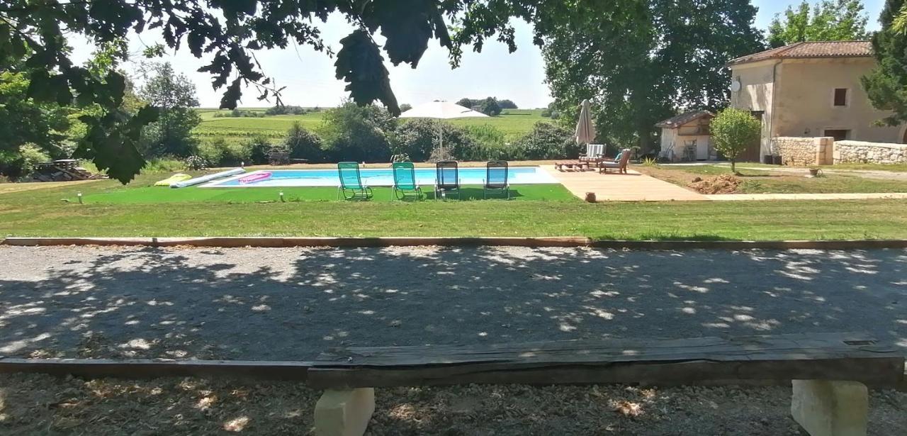 Domaine De Gaia, Piscine, Petanque, Ping Pong, Proche Saint-Emilion Bed & Breakfast Guillac  Exterior photo